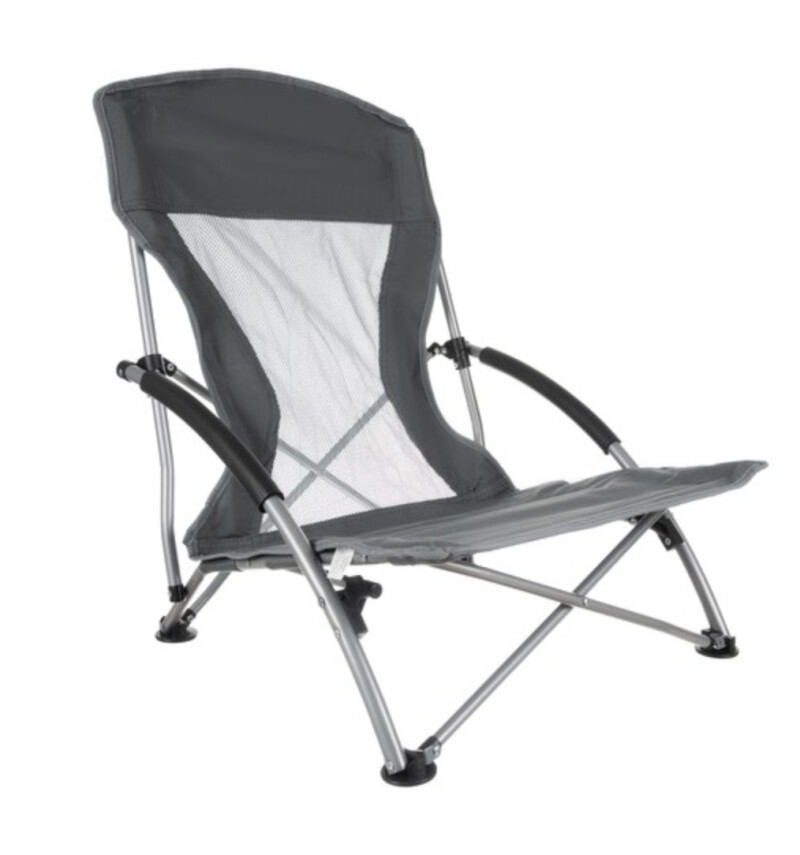 Foldable tourist chair